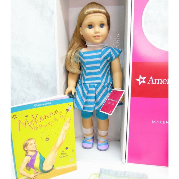 American Girl DOLL MCKENNA In Meet Outfit 2 Book GOTY 2012 Gymnastics Bag BOX! - Picture 2 of 12